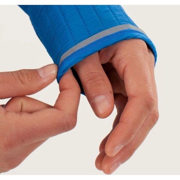 Lululemon Run Bundle Up Jacket in Black & Beaming Blue W/ Hood Size 6 - Picture 7 of 16